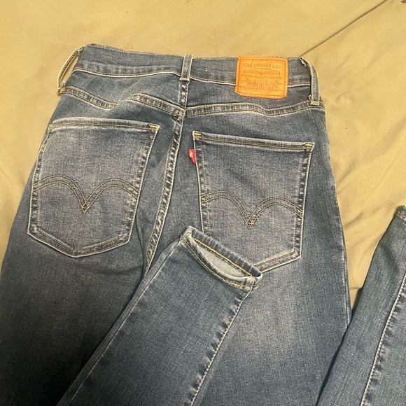 Levi’s Mile High Super Skinny Jeans - Picture 4 of 6